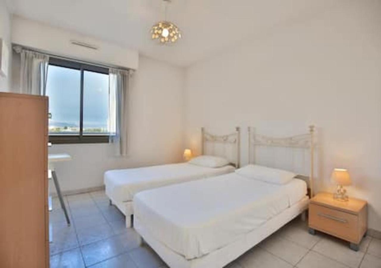 Charming Two-Bedroom Apartment With Balcony And Garage By The Marina Antibes Exteriör bild